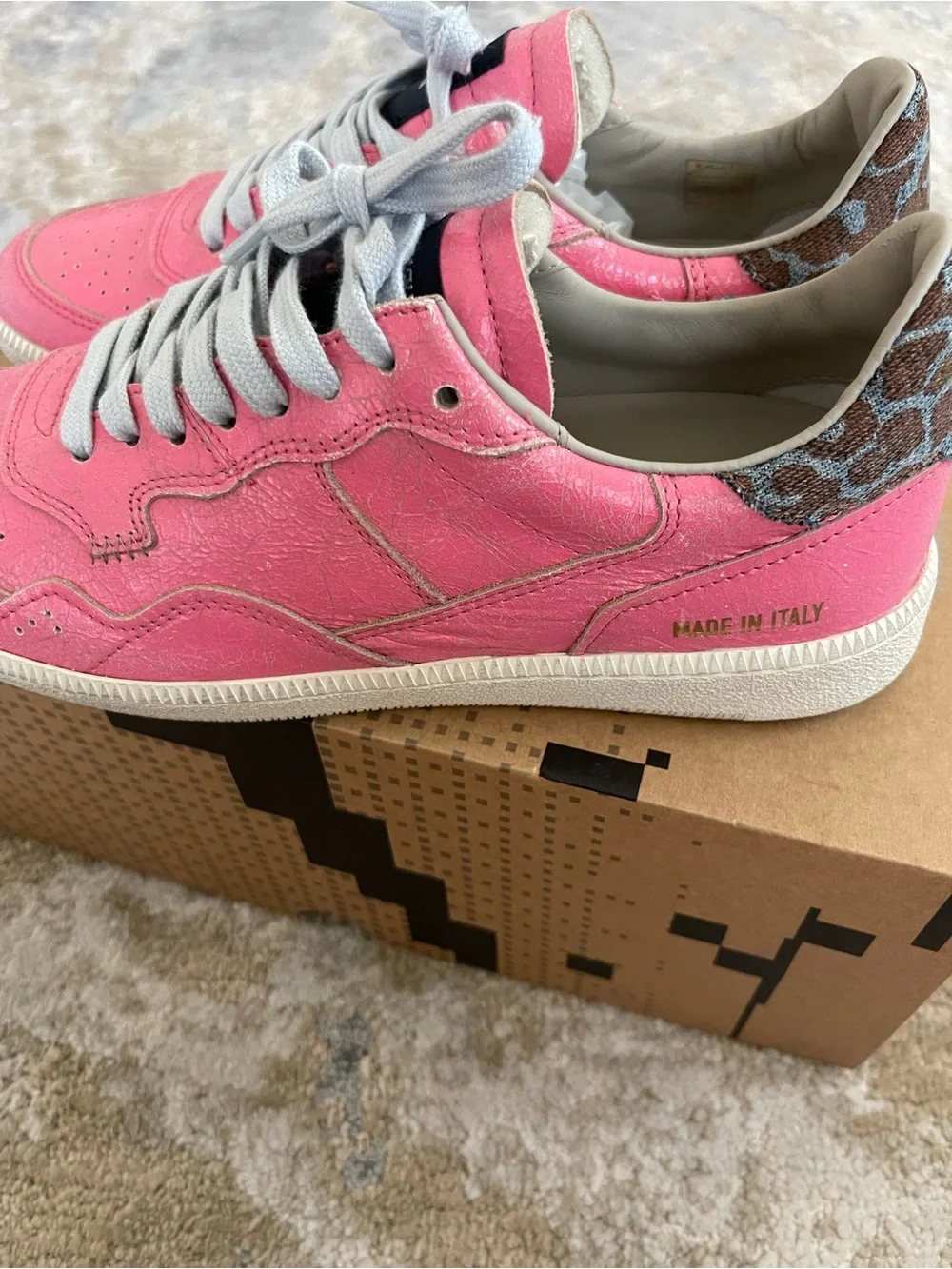 Women’s Pink Leather Low-Top Sneakers with Lace-Up Comfort